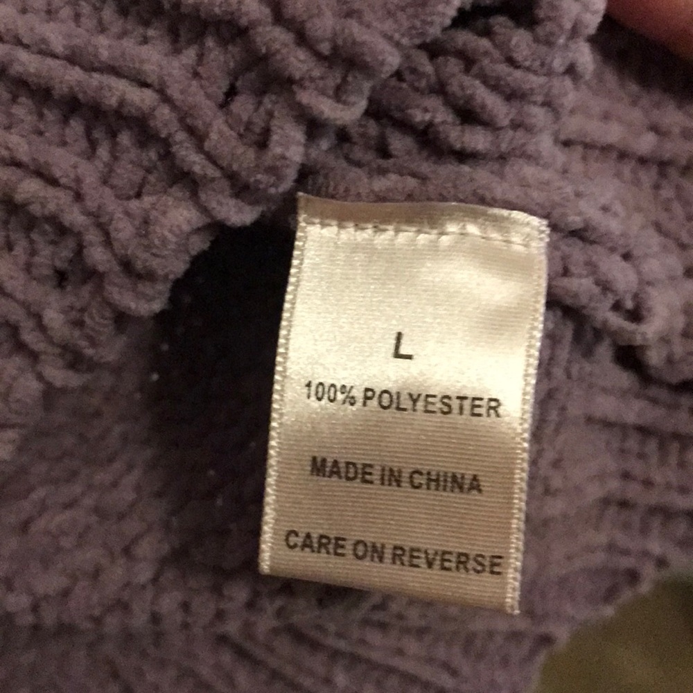 Sweater - Picture 7 of 7